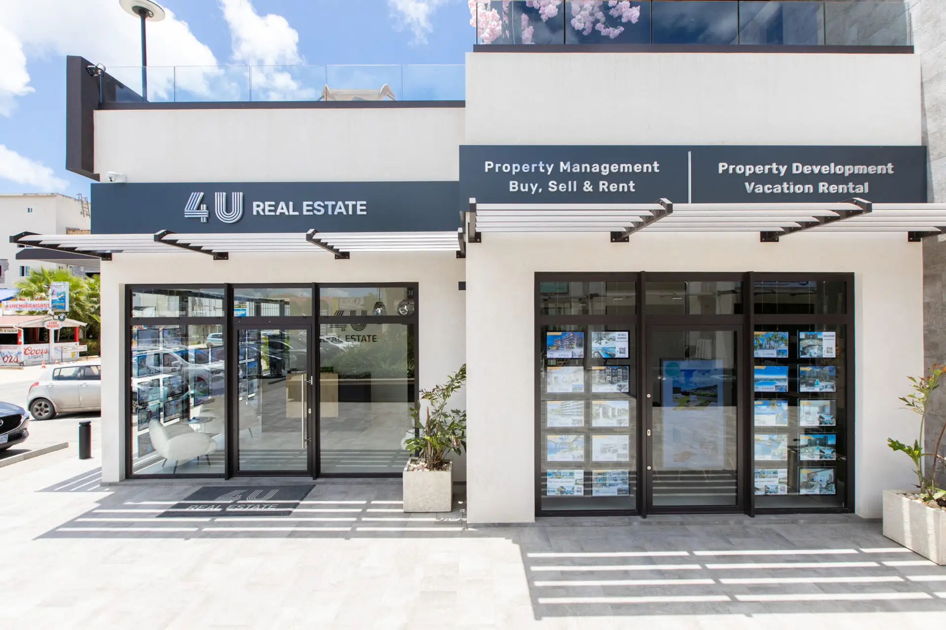 4U Real estate Agency Sint Maarten