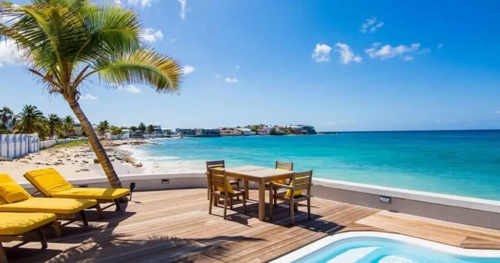 Burgeaux Bay - Beach Vacation Investments 4U Real Estate Sint Maarten