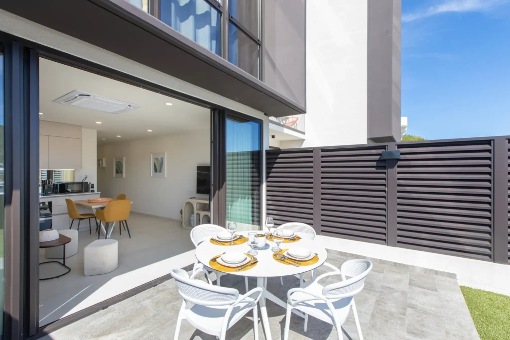 Terrasse privée appartement A103 The Hills Résidence Sint Maarten