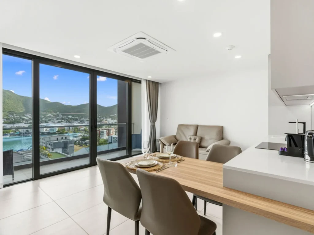 The Hills Residence - B232