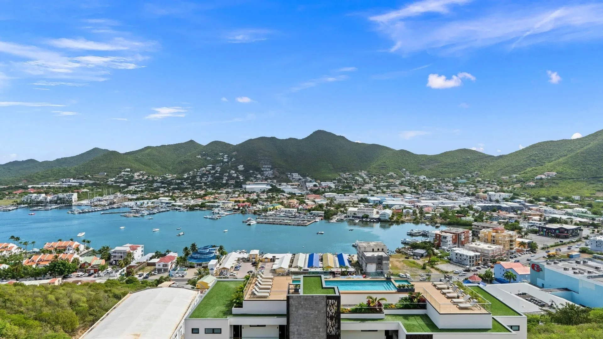 The Hills Residence D-423/424