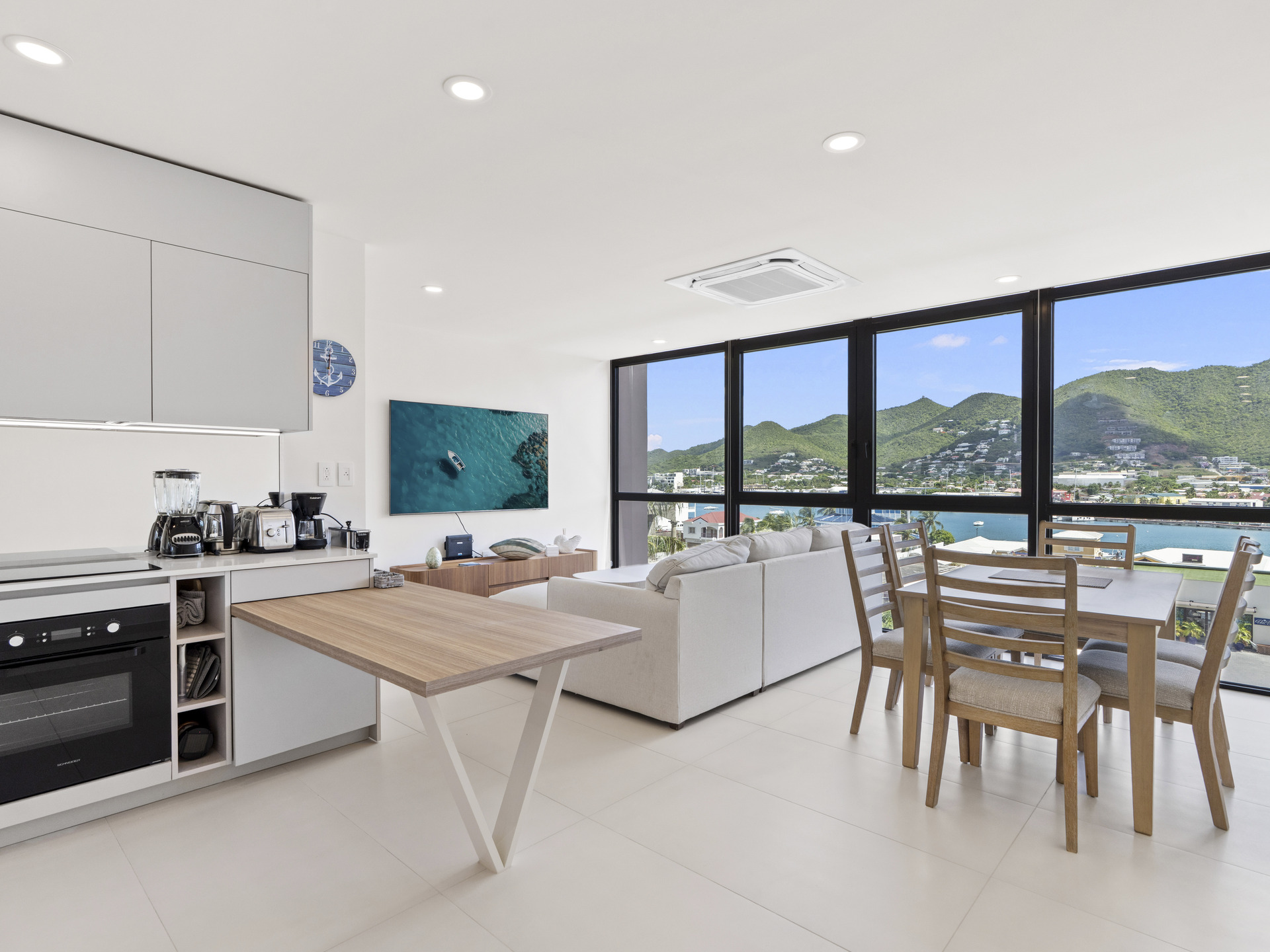 The Hills Residence - C307